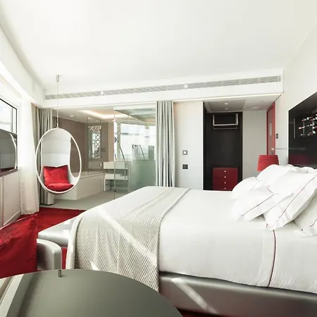 Myriad By Sana Hotel 5*