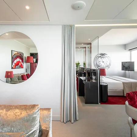 Myriad By Sana Hotel 5*