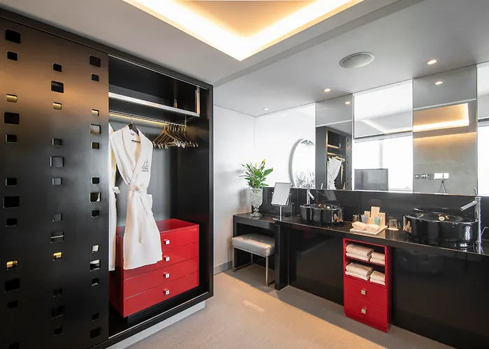 Myriad By Sana Hotel