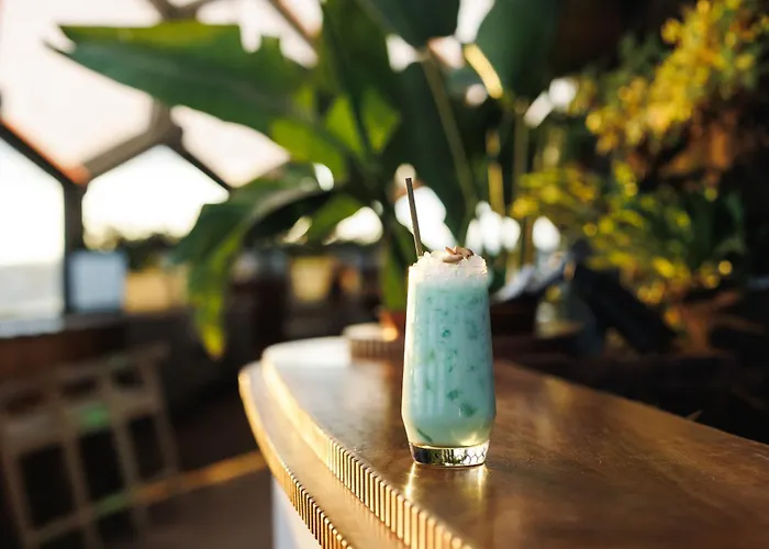 Myriad By Sana Lisbona