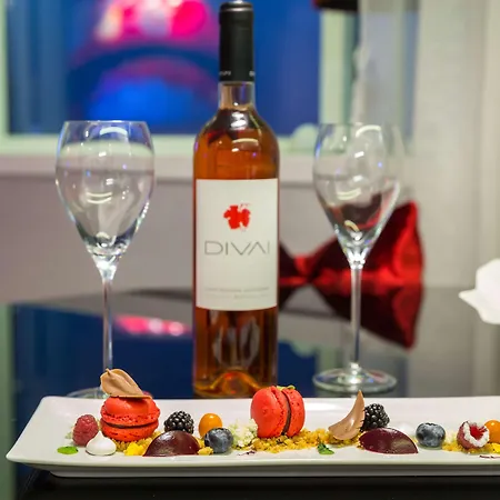 Myriad By Sana Hotel 5*