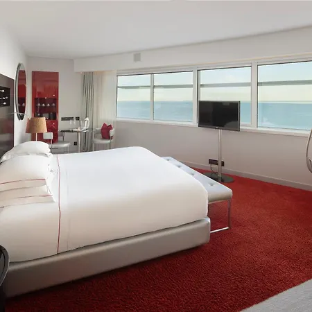 Myriad By Sana Hotel 5*