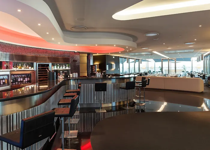 マイリアド バイ サナ ホテルズ 5*